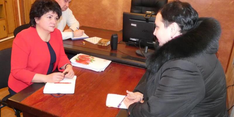  17 січня в м. Маріуполь проводився виїзний прийом громадян директором Донецького обласного центру зайнятості Валентиною Рибалко